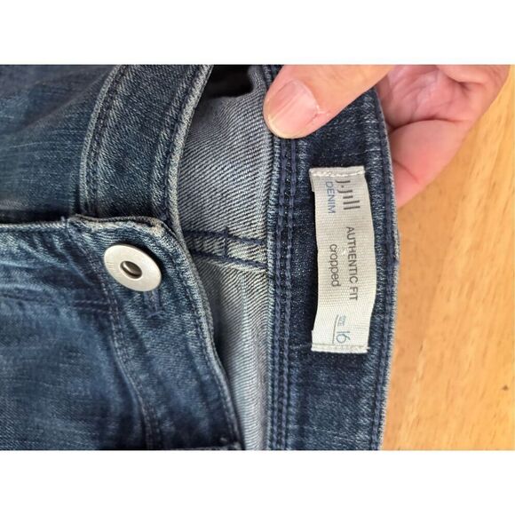 J. Jill Embroidered Cropped Jeans - Picture 6 of 6